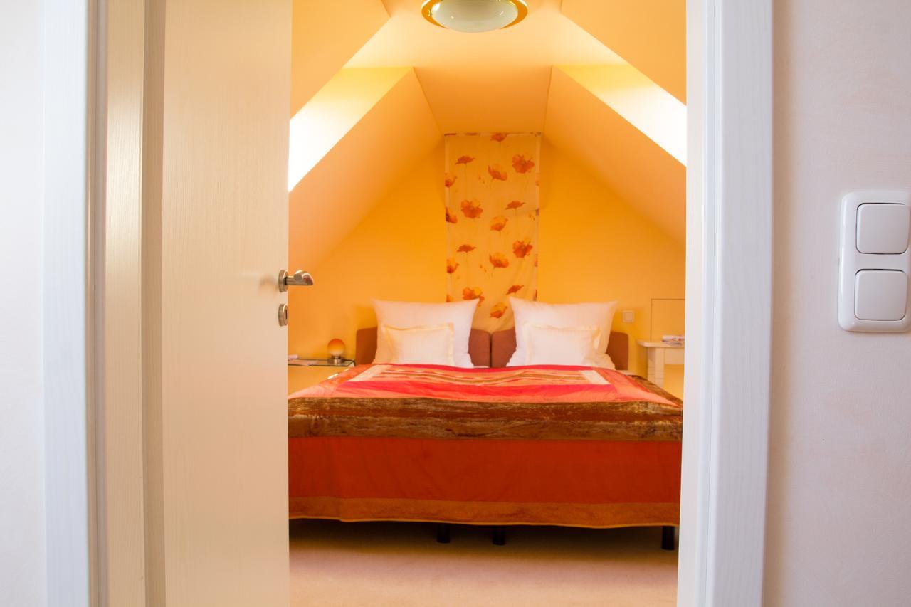 Hotel Gewuerzmuehle Берхинг Екстериор снимка